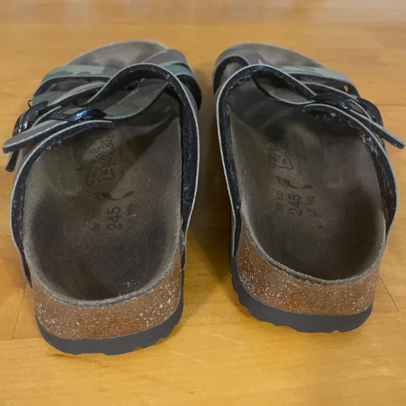 Camo Birkies by Birkenstock Strappy Footbed Sandals W 7 - Picture 4 of 8
